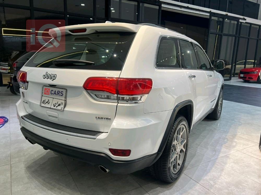 جيب جراند شيروكي